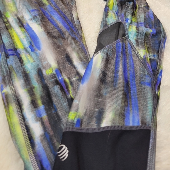 MPG - Athletic Yoga Leggings - Picture 6 of 9